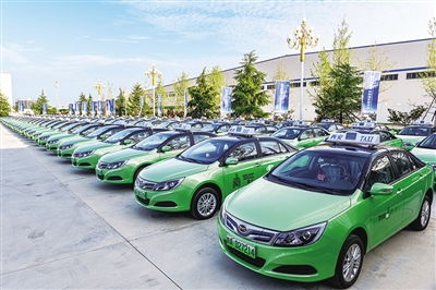 鏗鏘前行啟新程 西安出租汽車行業加速駛向智慧時代